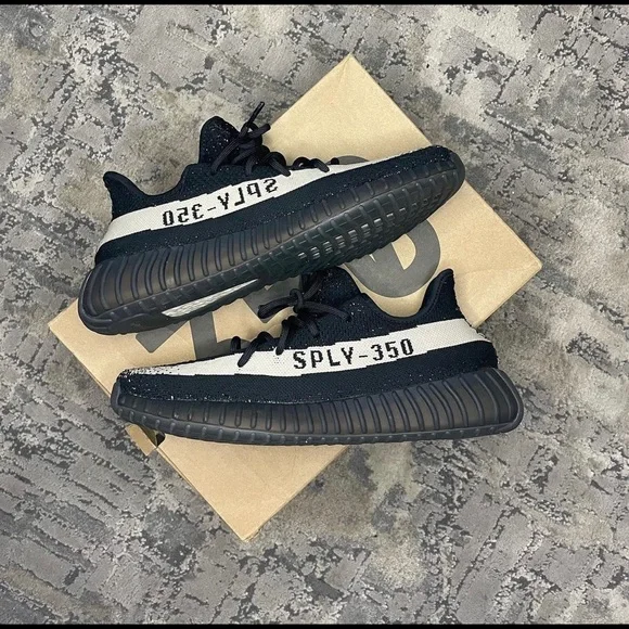 adidas gazelle silver green womens Yeezy x Adidas Core Knit Fabric Boost 350 V2 Sneakers (Mens), 40 - BOPF
